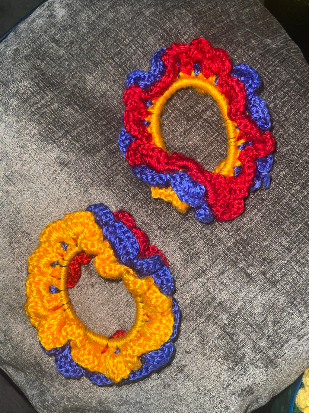 Colombia, Equador, Venezuela  Scrunchies